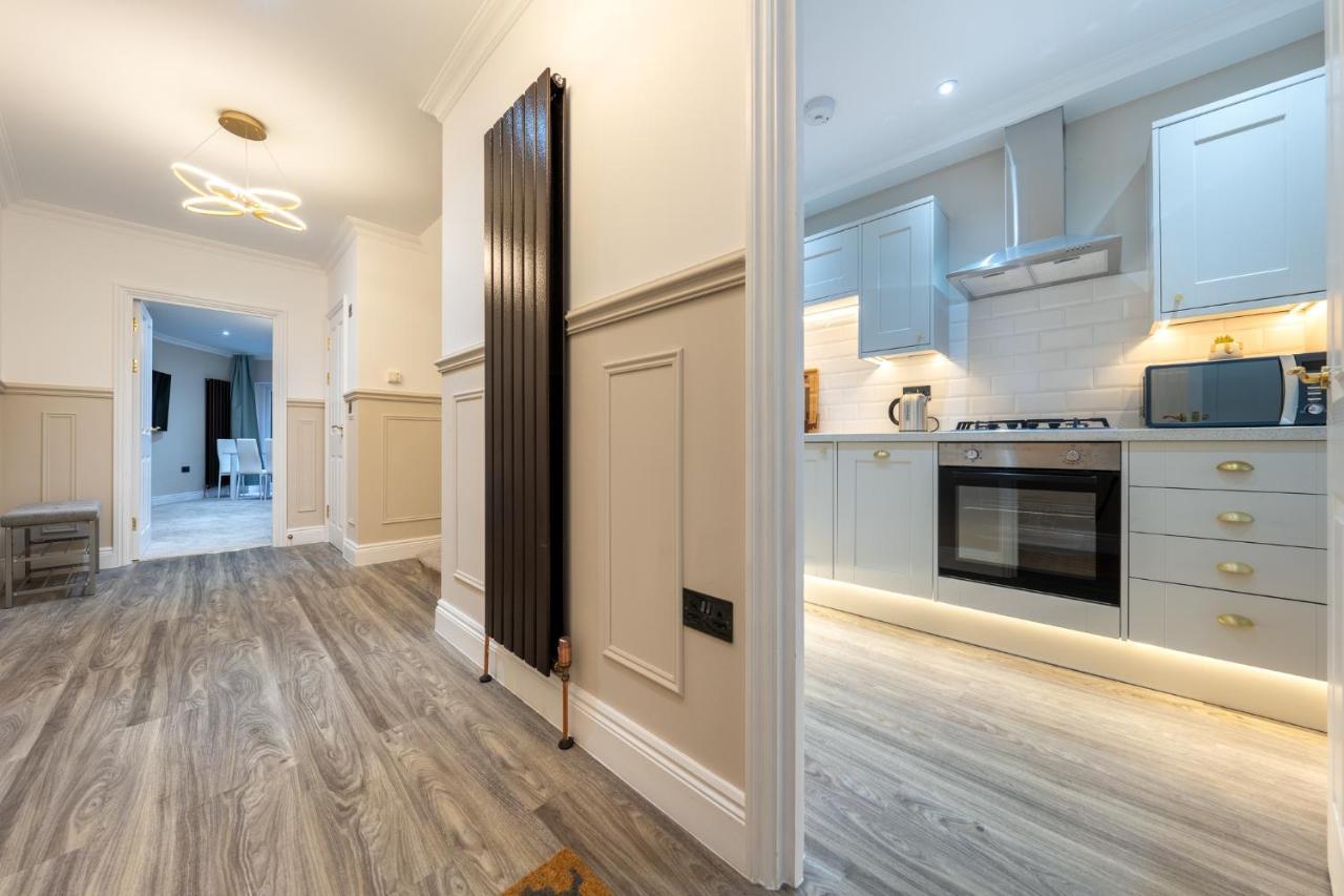 Brand New London Luxury House - Sleeps 8 Villa Exterior photo